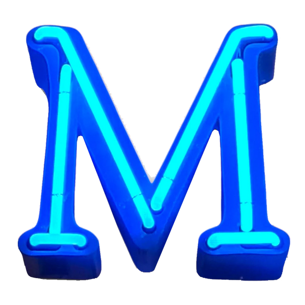 M Neon letter in blauw