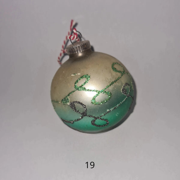 Vintage kerstornamenten