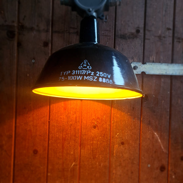 Authentieke emaille fabriekslamp in zwart
