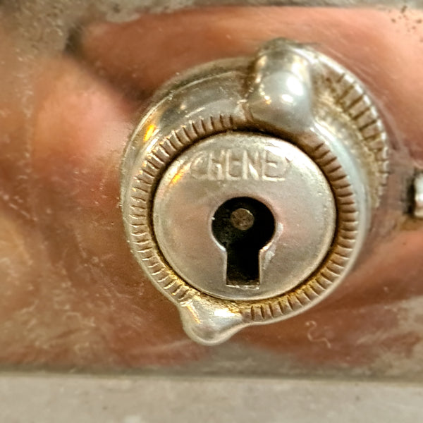 Engelse aluminium koffer met CHENE slotcilinder, zonder sleutels.