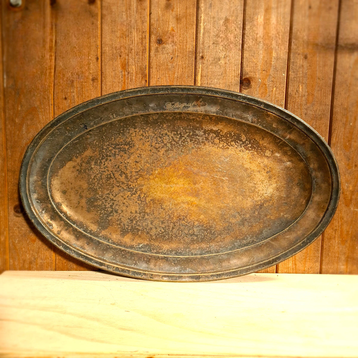 Oud verzilverd dienblad met inscriptie