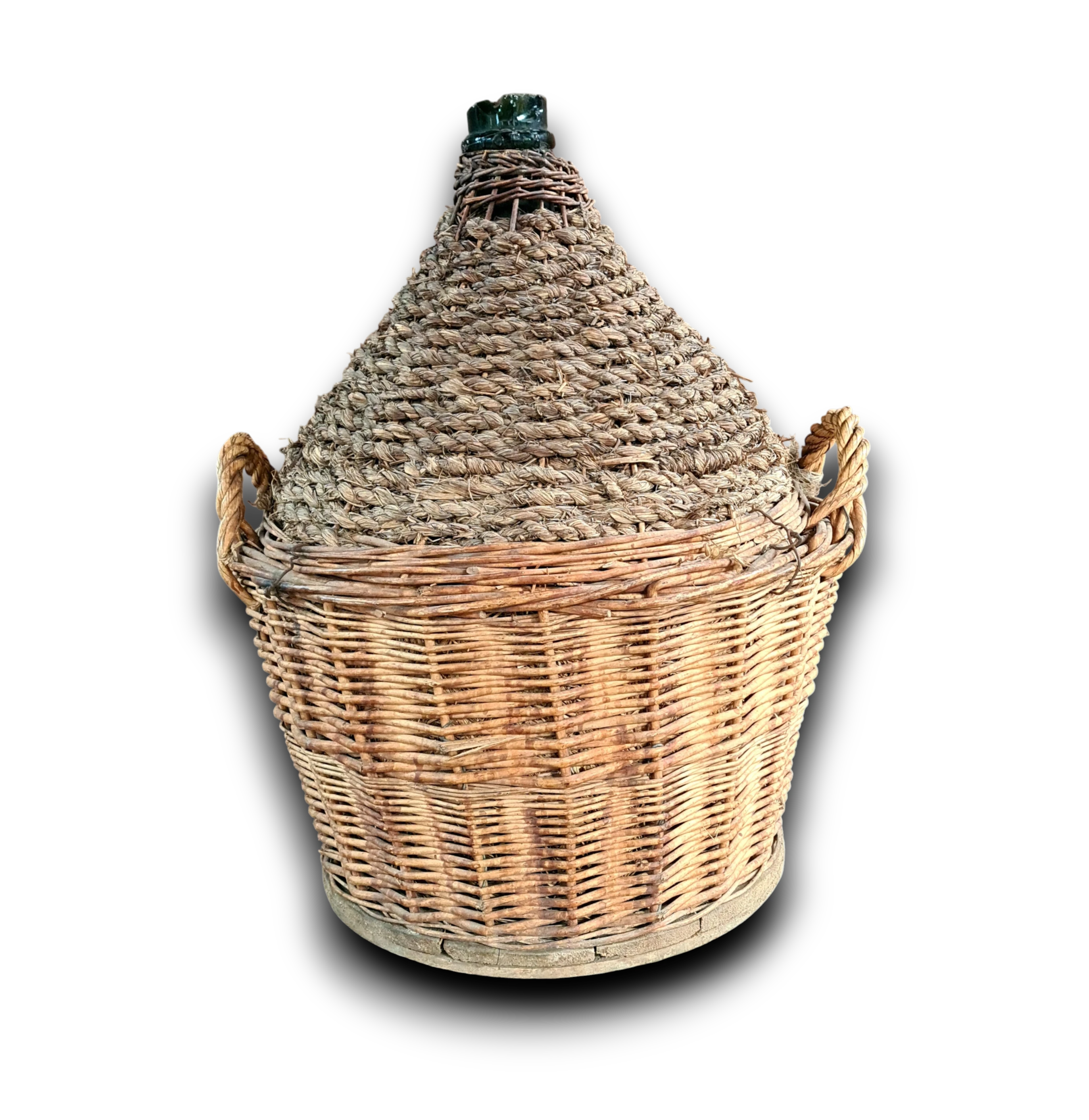Oude gistfles met mand, antieke look, in gevlochten rieten omhulsel.