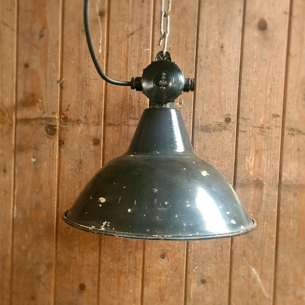 Authentieke emaille fabriekslamp in zwart