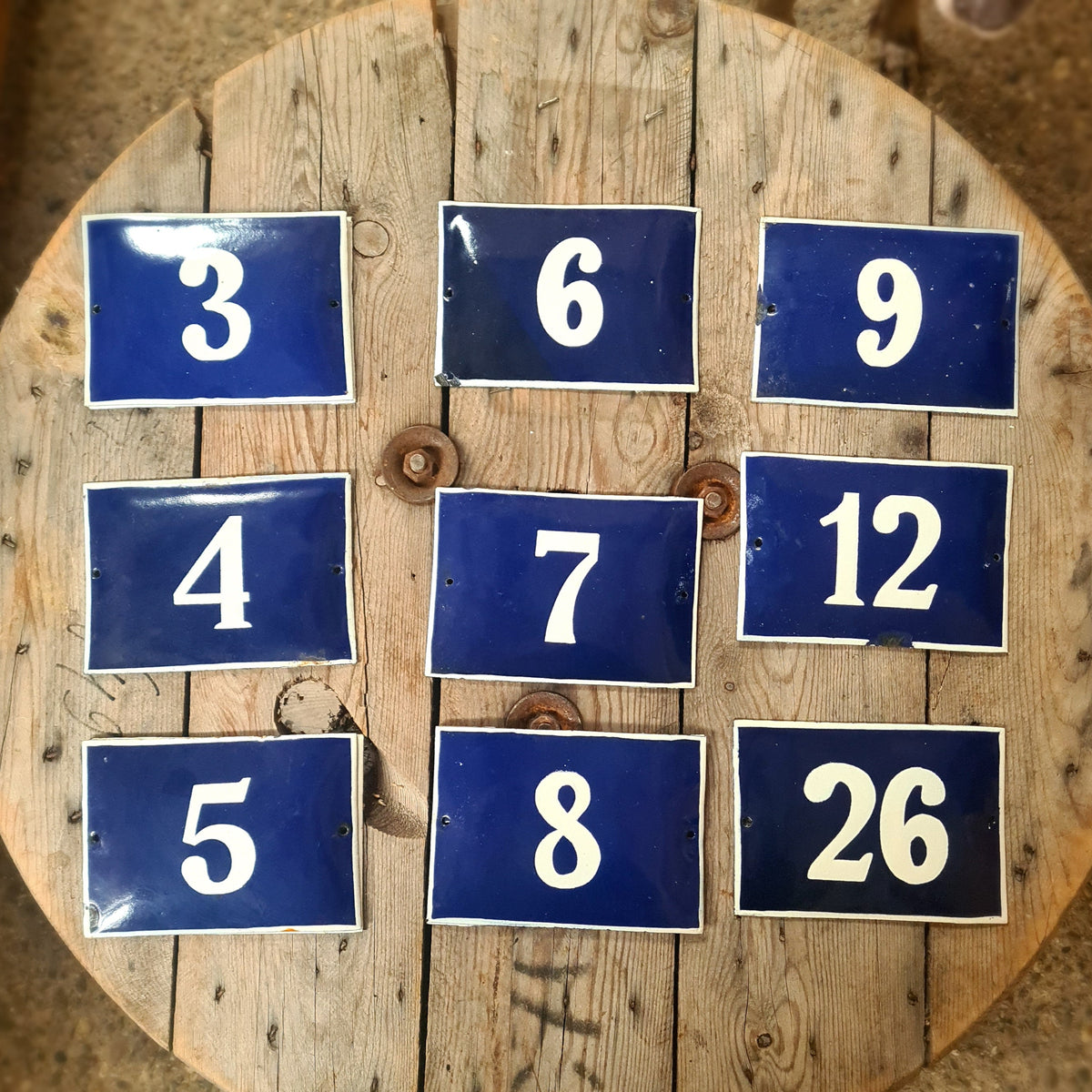 Emaille huisnummers blauw/wit