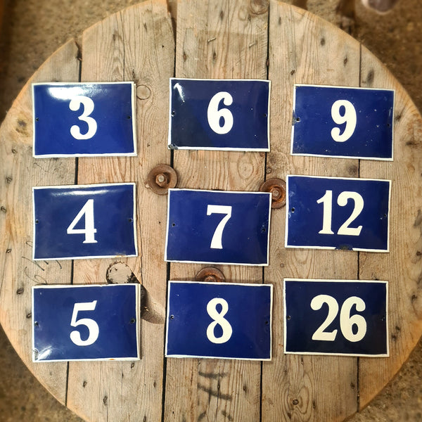 Emaille huisnummers blauw/wit